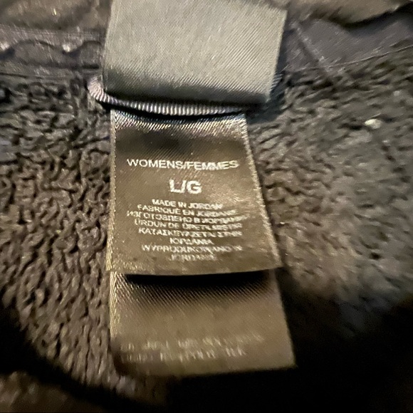 The North Face Size Large Black Fuzzy Zip-Up Jacket - Picture 4 of 6